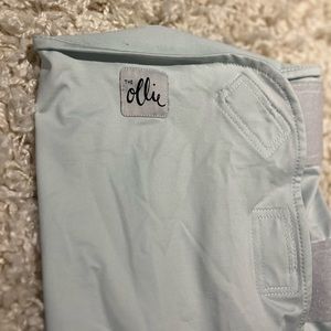 The Ollie Swaddle in Light Blue (EUC)